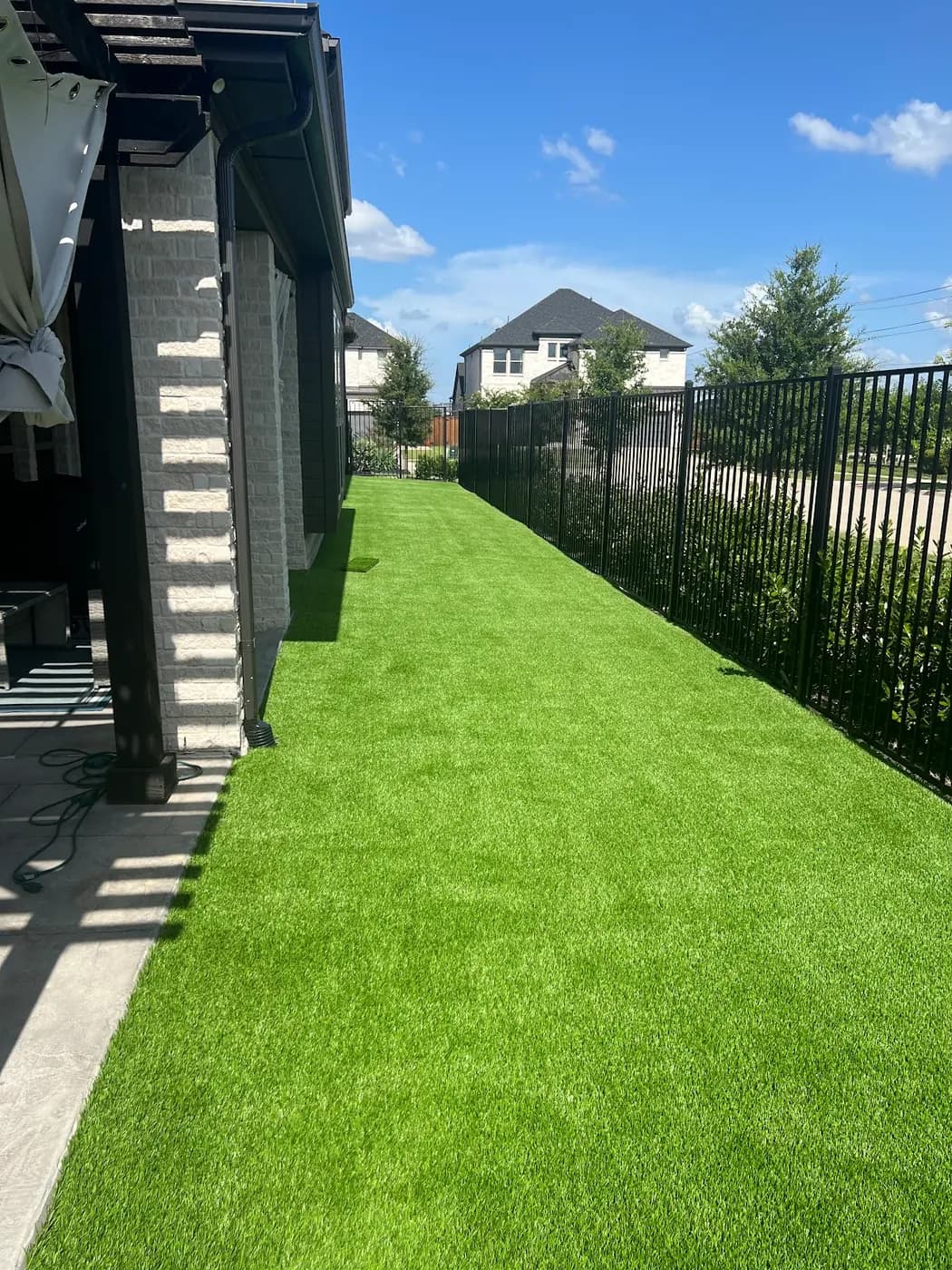Finished landscape turf installation by DFW Turf Pros 15