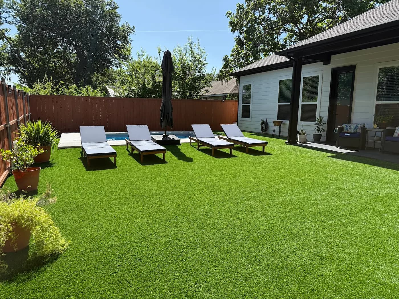Finished landscape turf installation by DFW Turf Pros 17