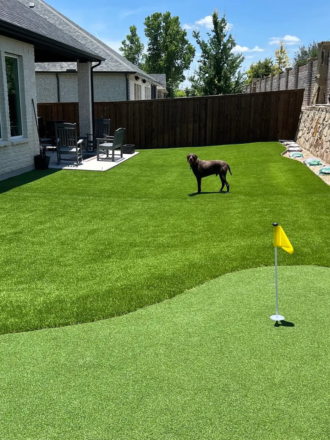Finished backyard putting green installation by DFW Turf Pros 3