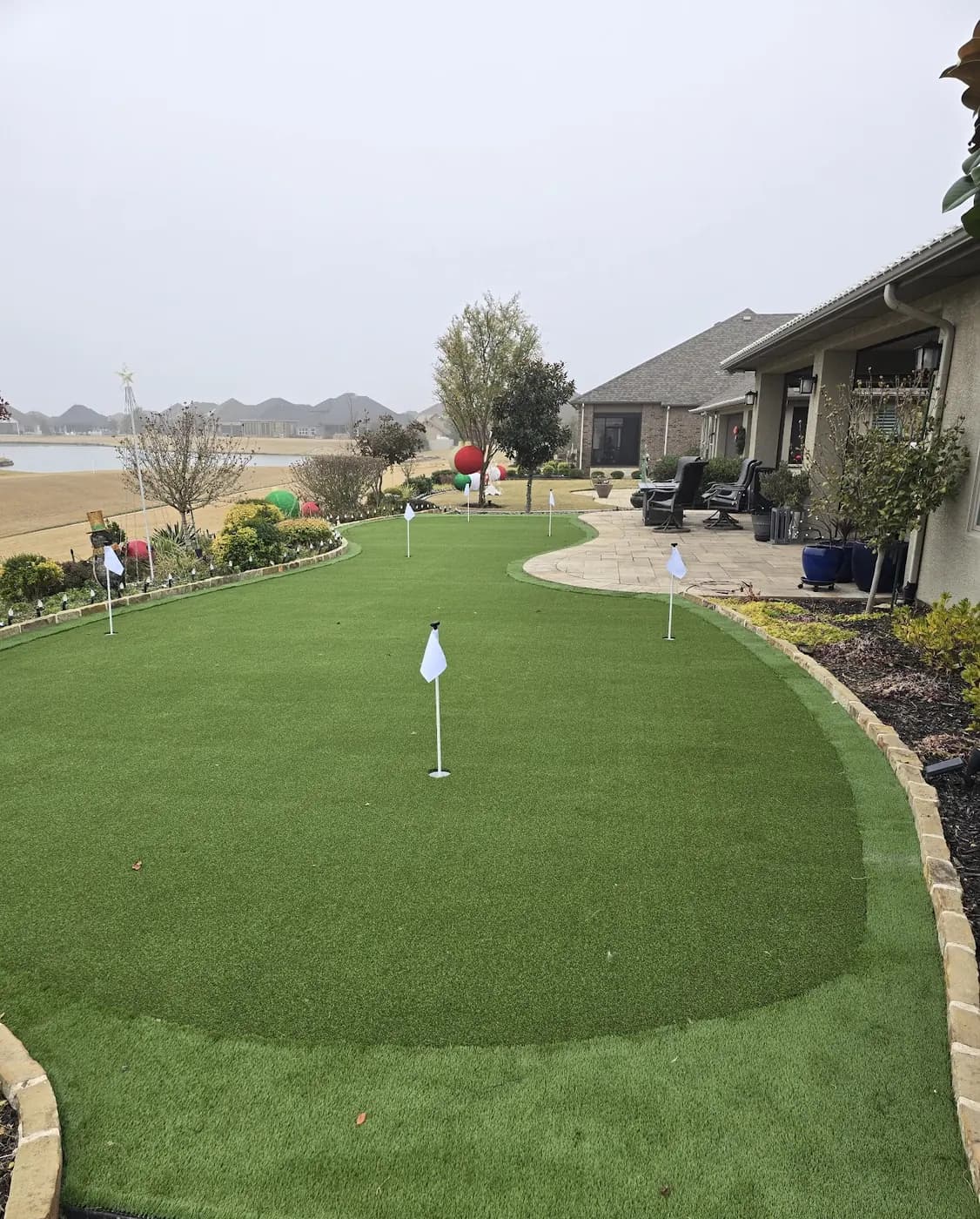 Finished backyard putting green installation by DFW Turf Pros 6